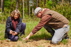 Bestandsaufnahme im Wald mit Matthias Schuh und Johanna Romberg